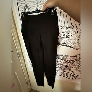 Black skinny pants